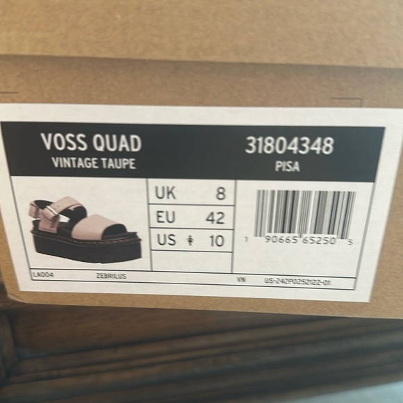 BRAND NEW DR MARTENS VOSS II ATHENA LEATHER STRAP PLATFORM SANDALS - Picture 1 of 6